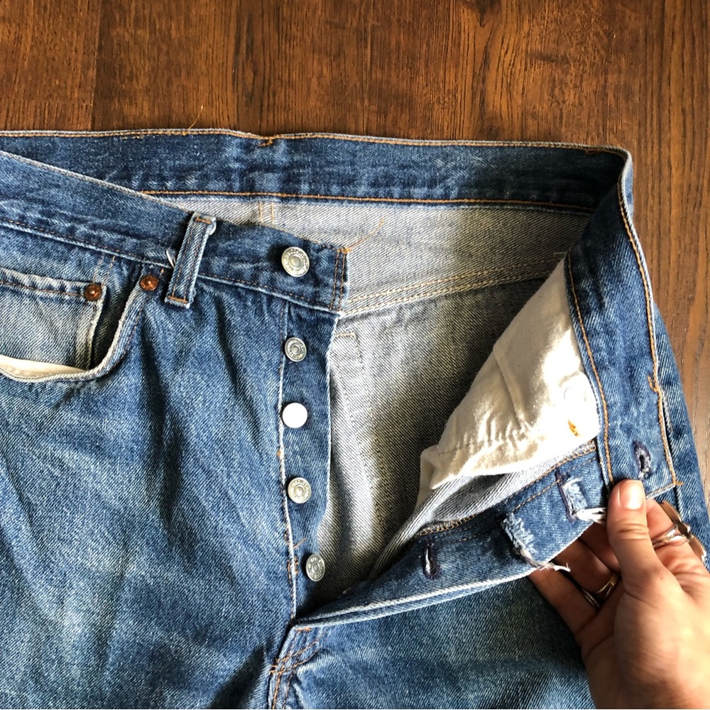 Vintage Levi 501 jeans - Picture 2 of 7
